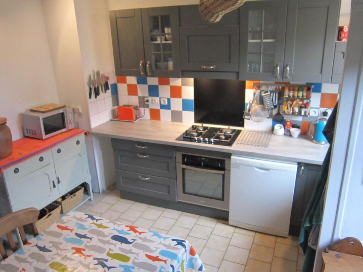 Les Volets Bleus Holiday home *