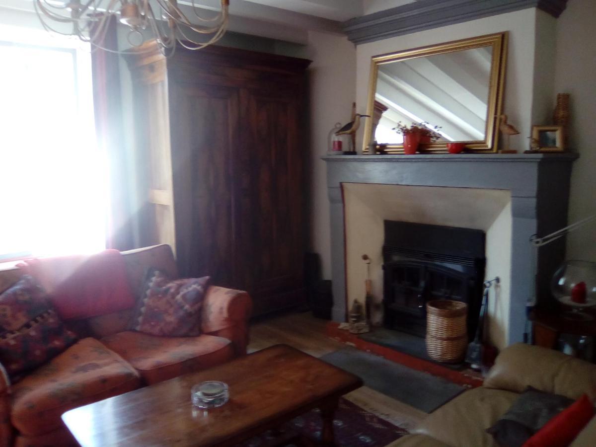 Les Volets Bleus Holiday home