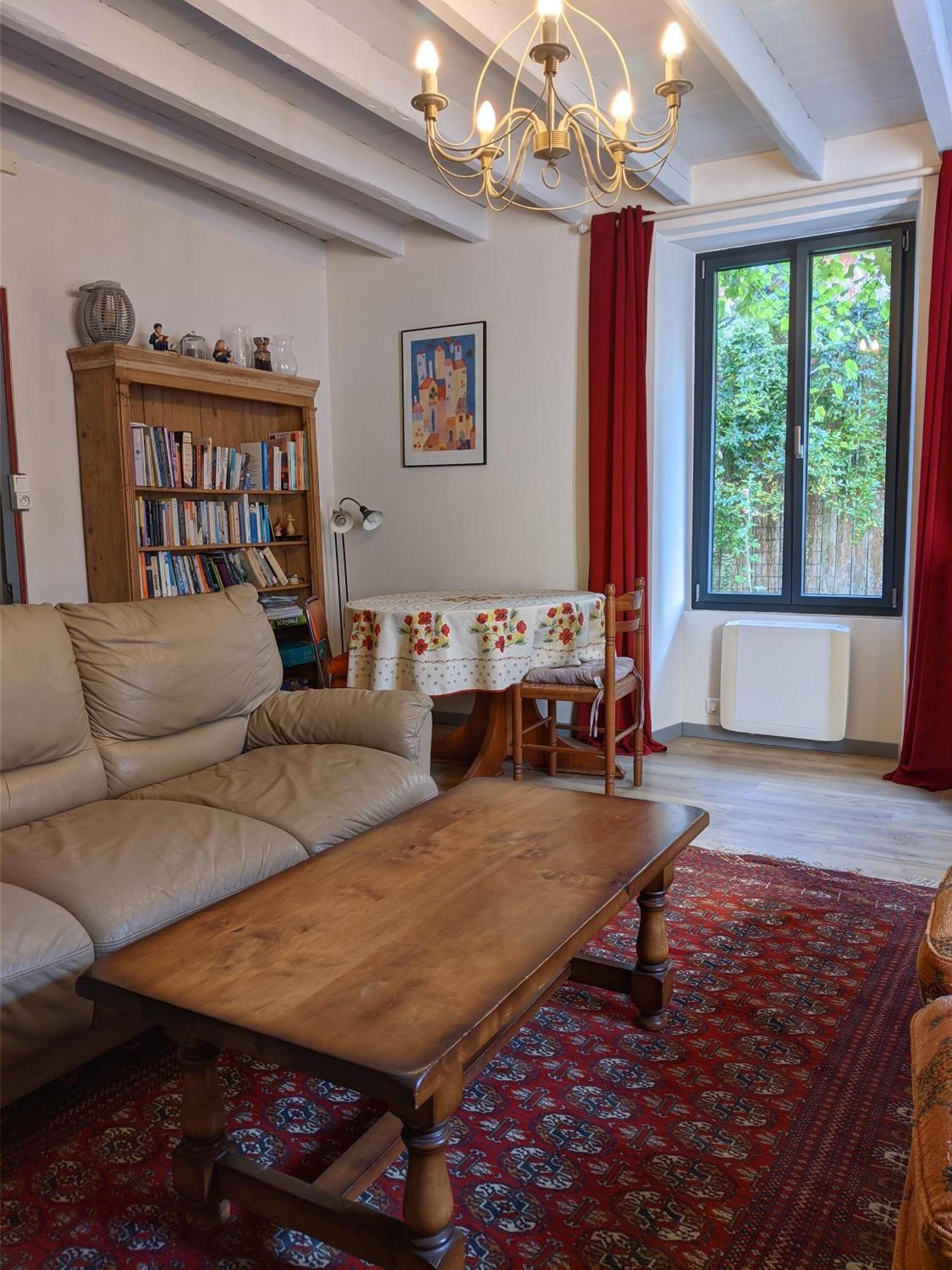 Les Volets Bleus Holiday home